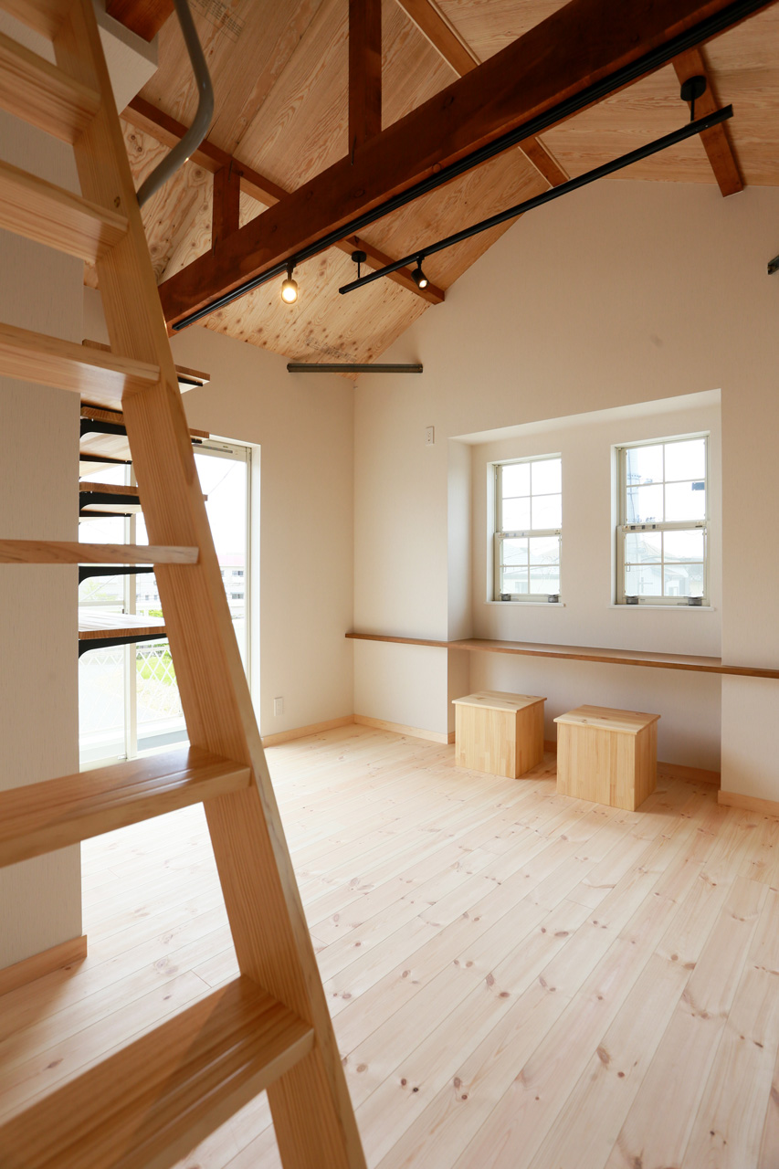 山小屋風